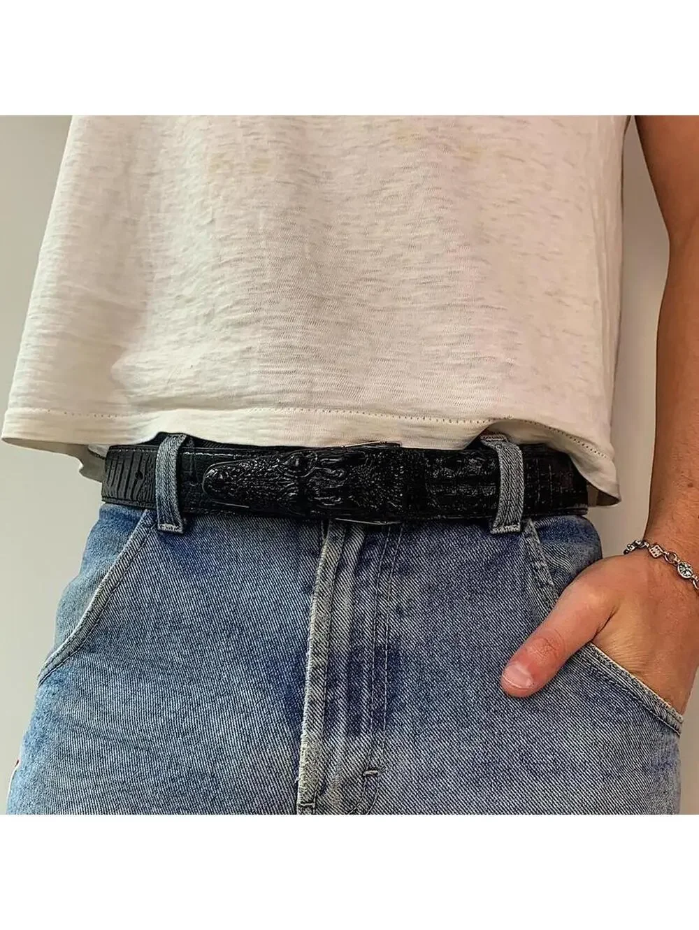 Crocodile Head belt buckle Leather belt. Super cool unique design and great qual